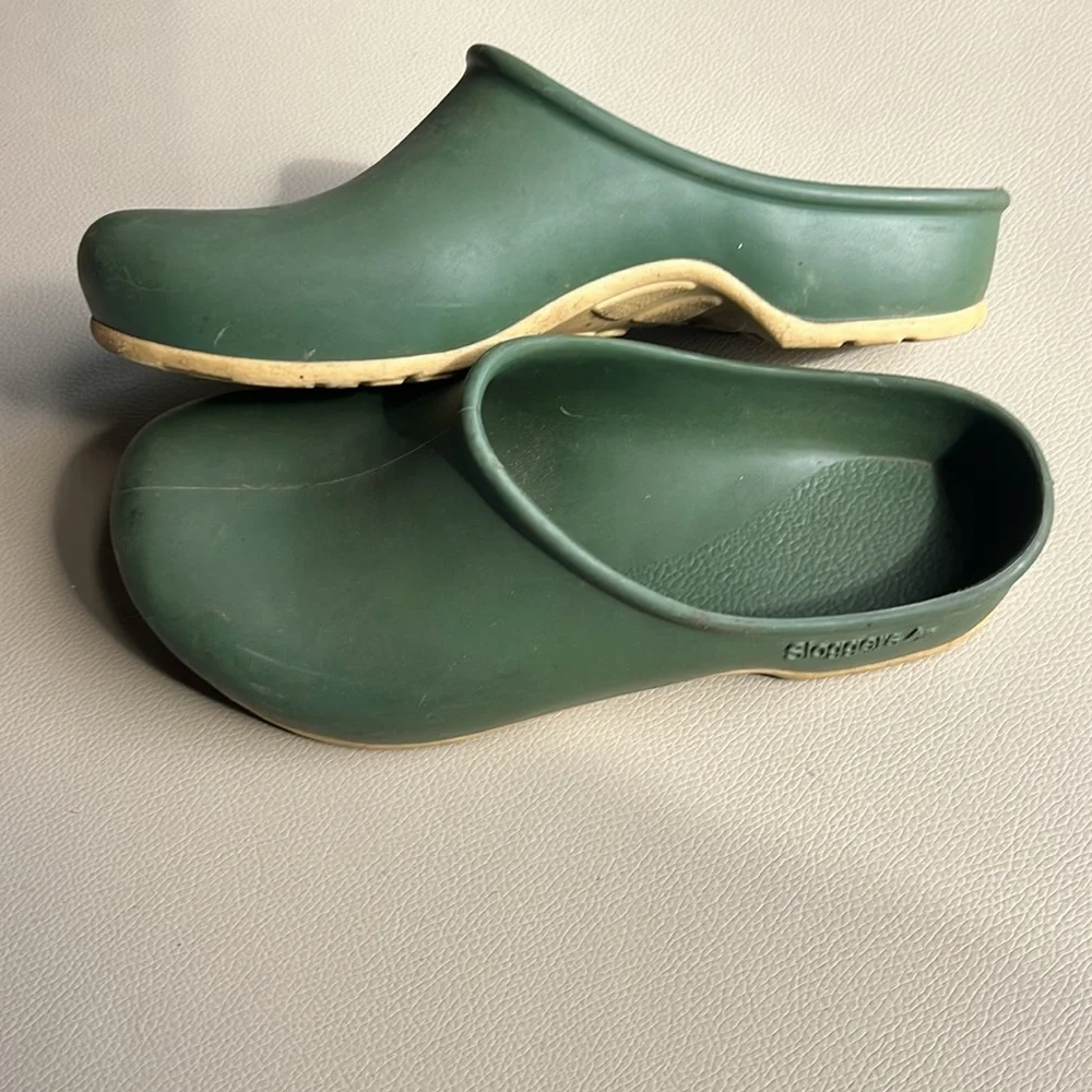 Sloggers Green Slip-On Garden Clogs made in USA - Picture 3 of 6